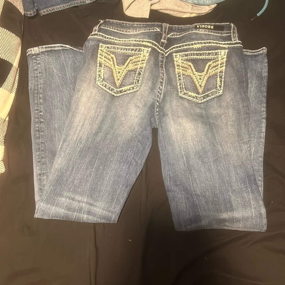 Never worn fit kinda big